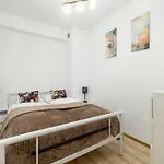 Comfortable With Parking In By Renters Apartment Szczecin