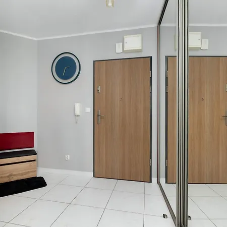 아파트 Comfortable With Parking In By Renters