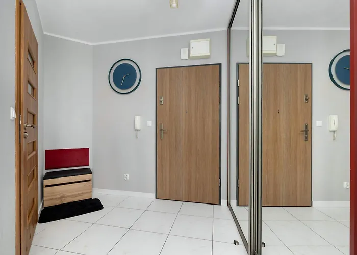 Apartament Comfortable With Parking In By Renters