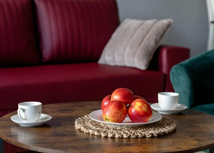 Comfortable With Parking In By Renters Apartament