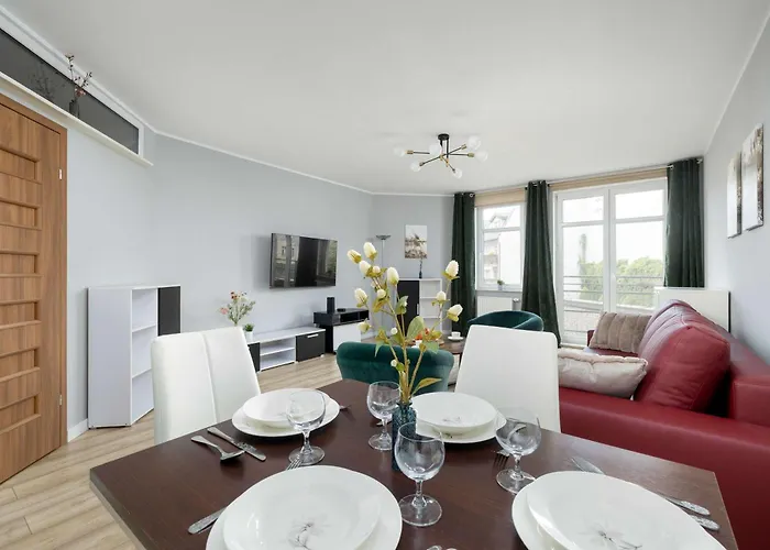 Apartament Comfortable With Parking In By Renters